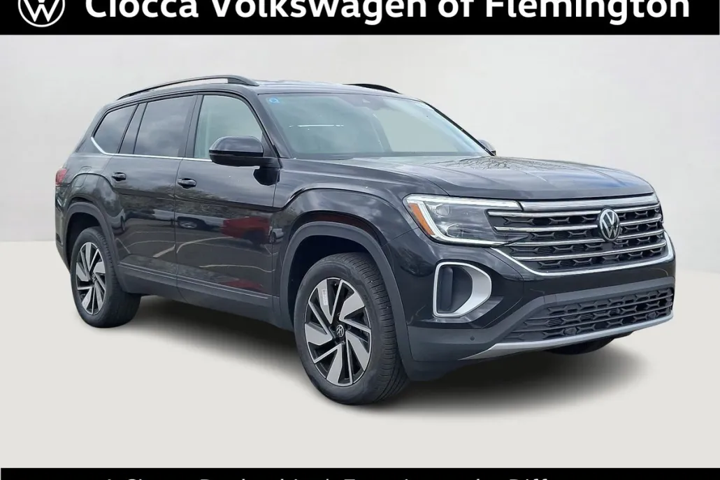 2025 Volkswagen Atlas SE Technology photo 1