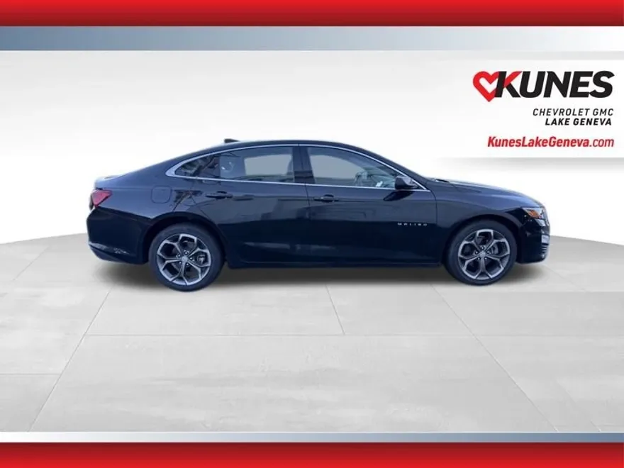 2024 Chevrolet Malibu 1LT photo 1