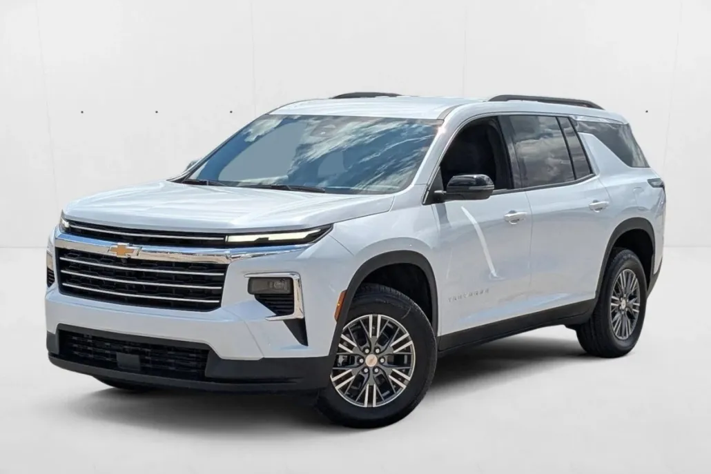 2026 Chevrolet Traverse photo 1