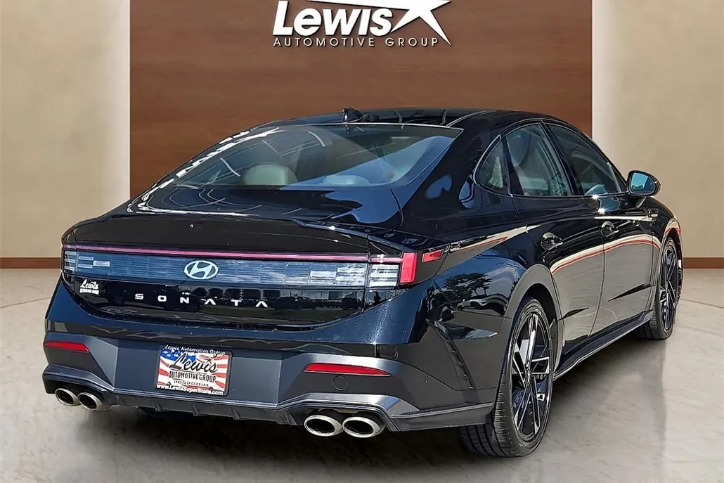 2024 Hyundai Sonata N Line photo 1