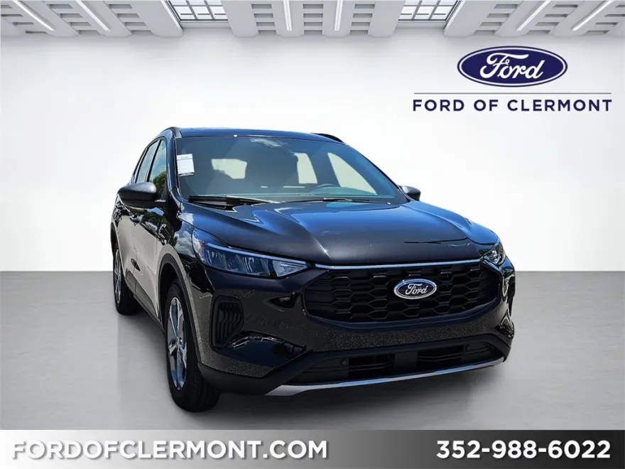 2025 Ford Escape ST-Line Hybrid photo 1