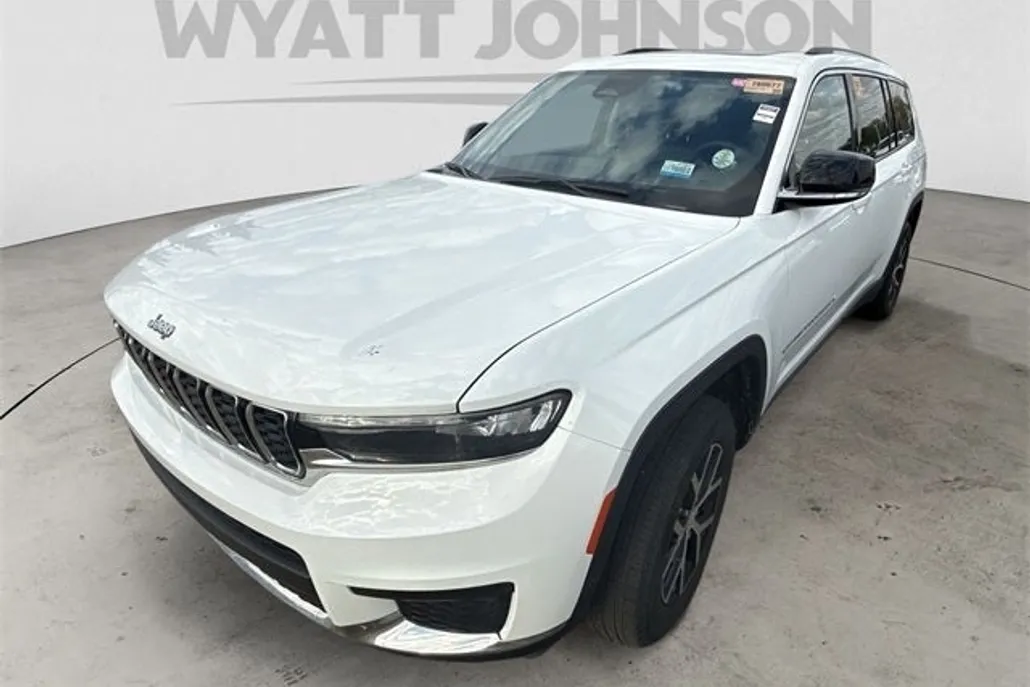 2023 Jeep Grand Cherokee Limited photo 1