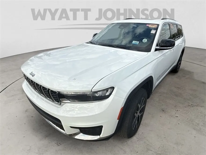2023 Jeep Grand Cherokee Limited photo 1