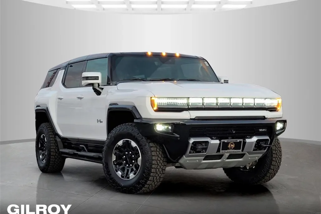 2024 Gmc Hummer EV SUV photo 1