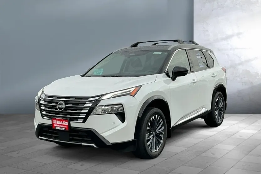 2025 Nissan Rogue Platinum photo 1