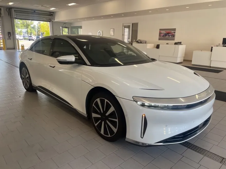 2023 Lucid Air Touring photo 1