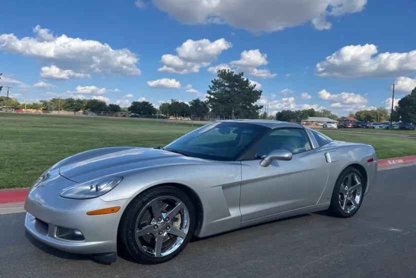 2008 Chevrolet Corvette Base Coupe photo 1