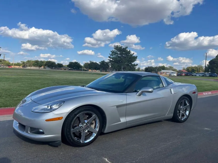 2008 Chevrolet Corvette Base Coupe photo 1