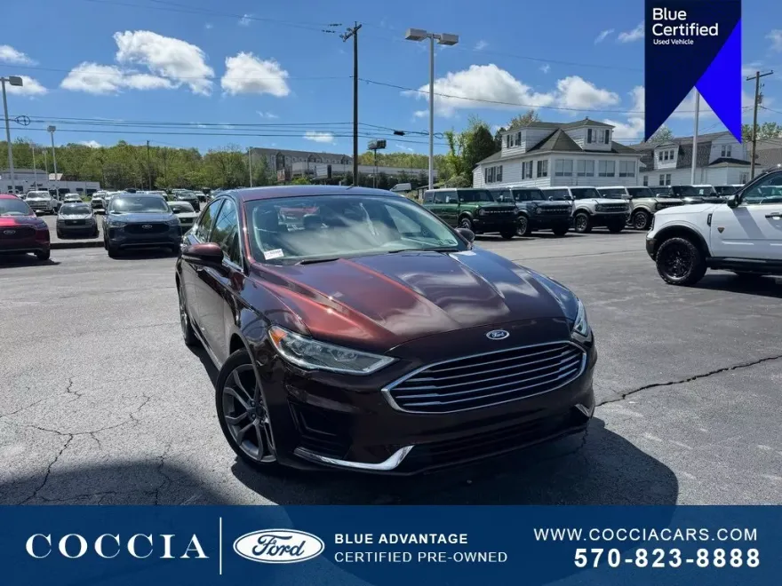 2019 Ford Fusion SEL photo 1