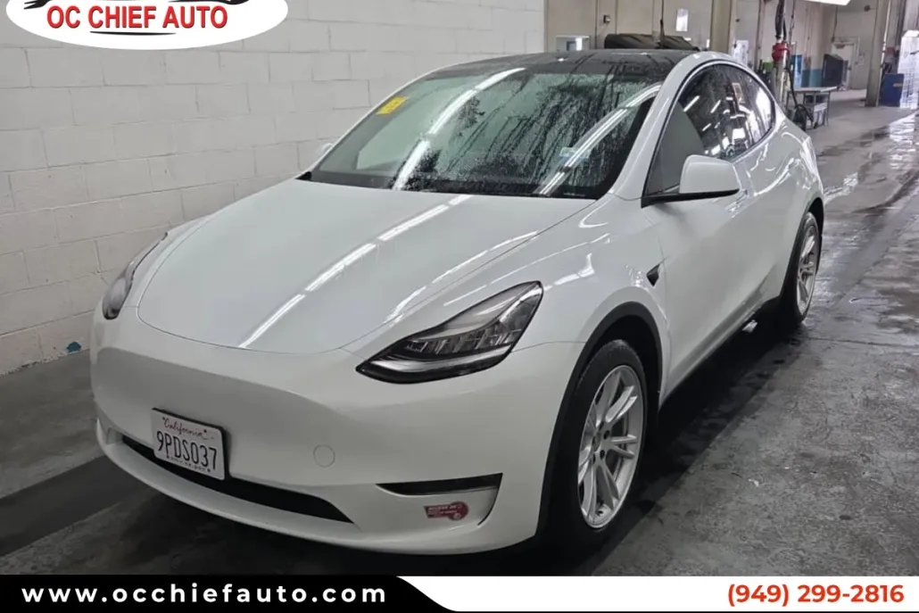 2020 Tesla Model Y Long Range photo 1
