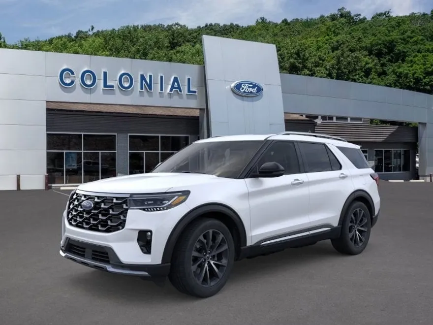 2025 Ford Explorer Platinum photo 1
