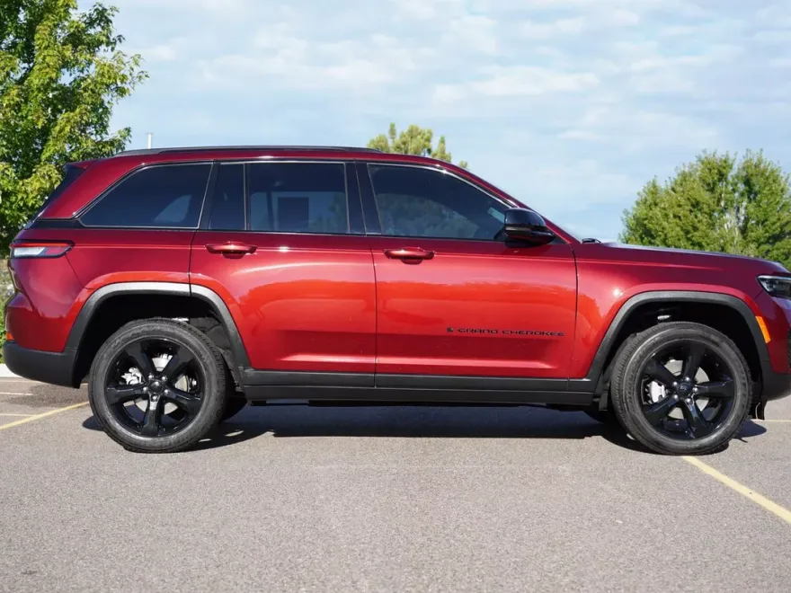 2024 Jeep Grand Cherokee Altitude X photo 1