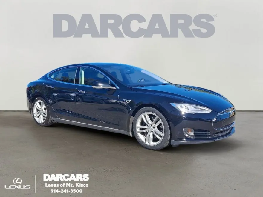 2015 Tesla Model S 70D photo 1