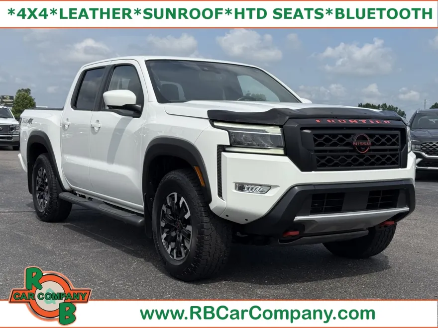 2022 Nissan Frontier Crew Cab PRO-4X photo 1