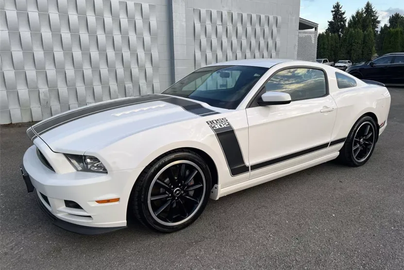 2013 Ford Mustang Boss 302 photo 1