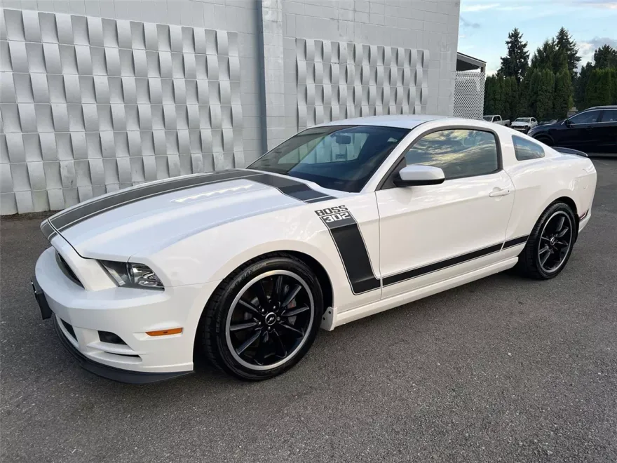 2013 Ford Mustang Boss 302 photo 1