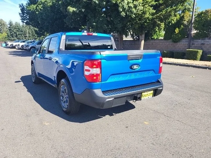 2025 Ford Maverick XLT photo 1