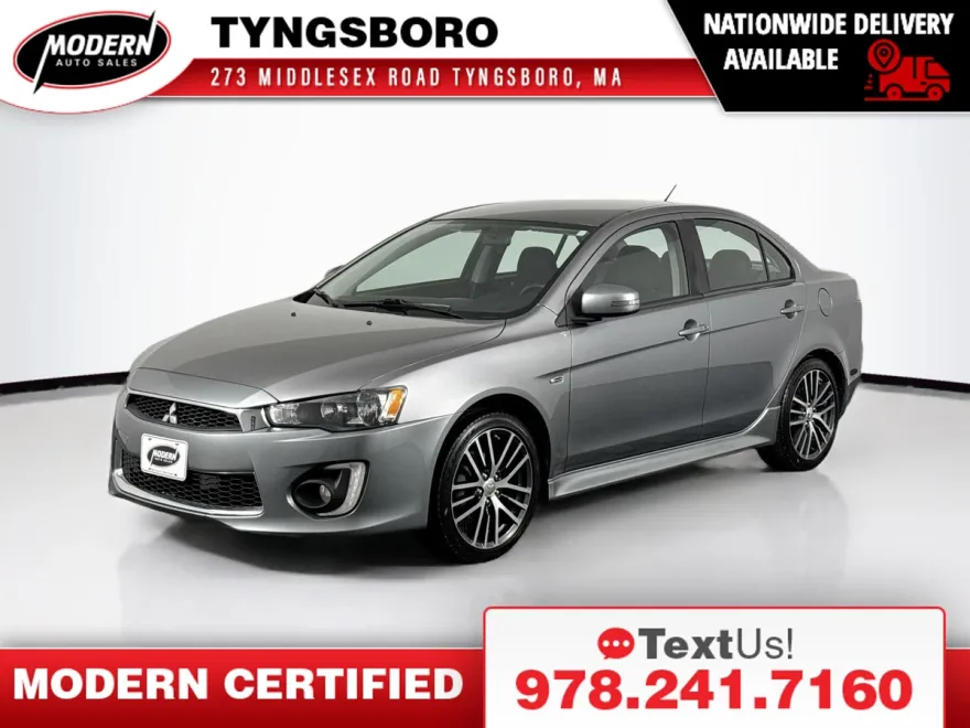 2017 Mitsubishi Lancer ES photo 1