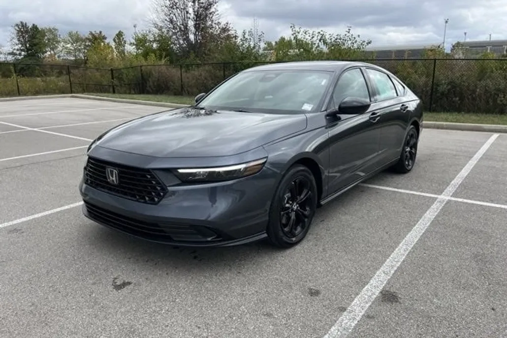 2025 Honda Accord SE photo 1