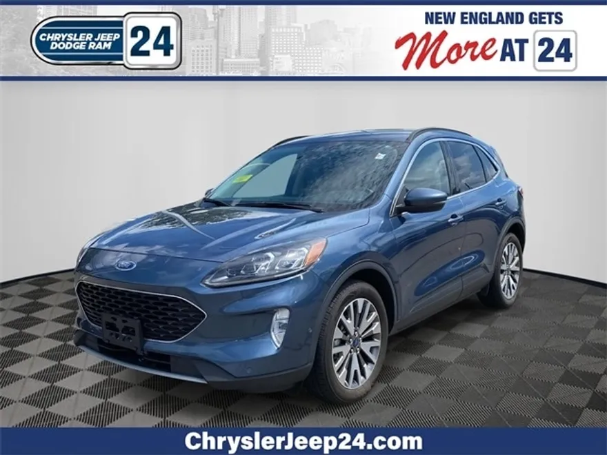2020 Ford Escape Titanium Hybrid photo 1