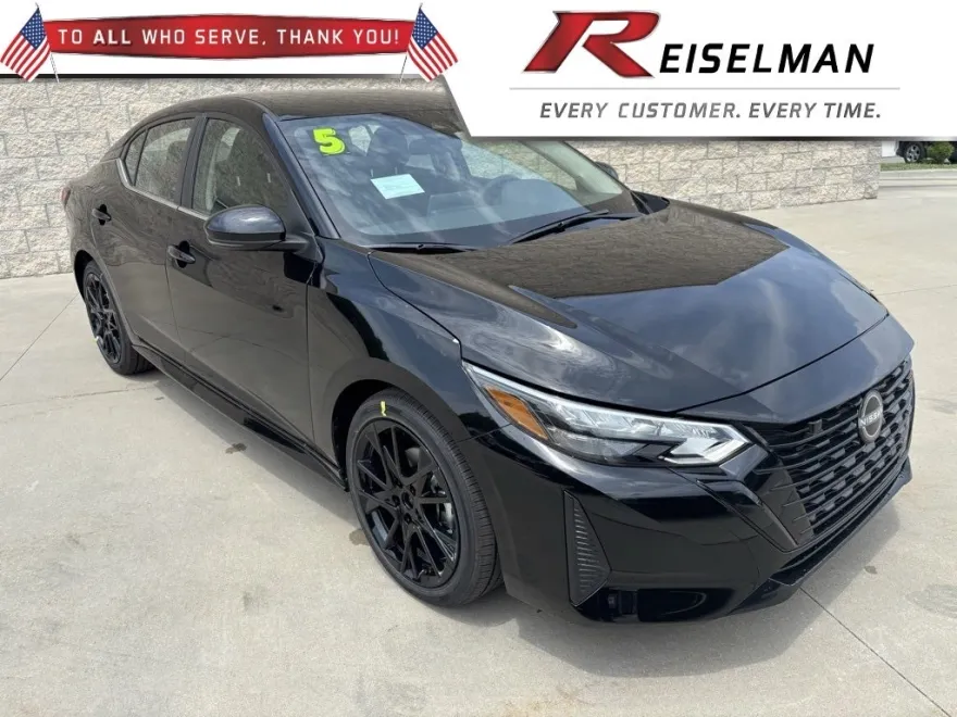 2025 Nissan Sentra SR photo 1