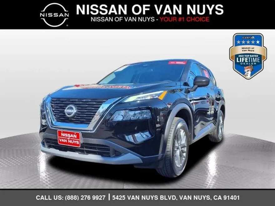 2023 Nissan Rogue SV photo 1
