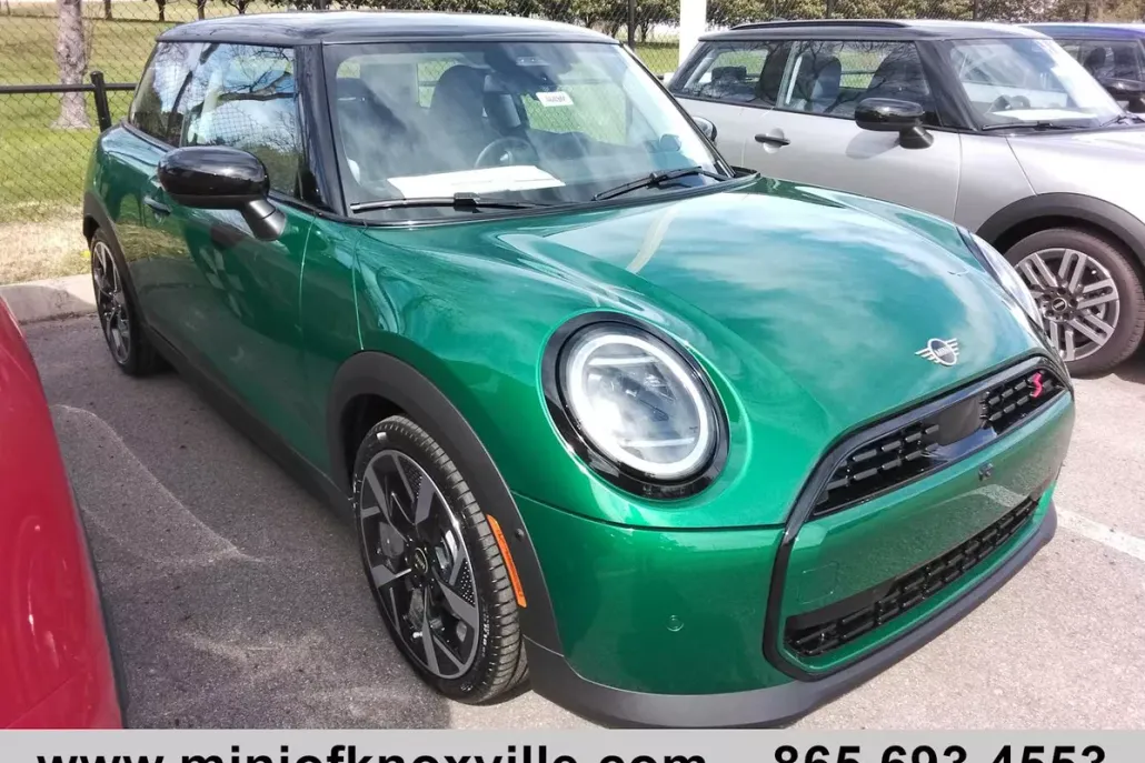 2025 Mini Cooper S Iconic photo 1