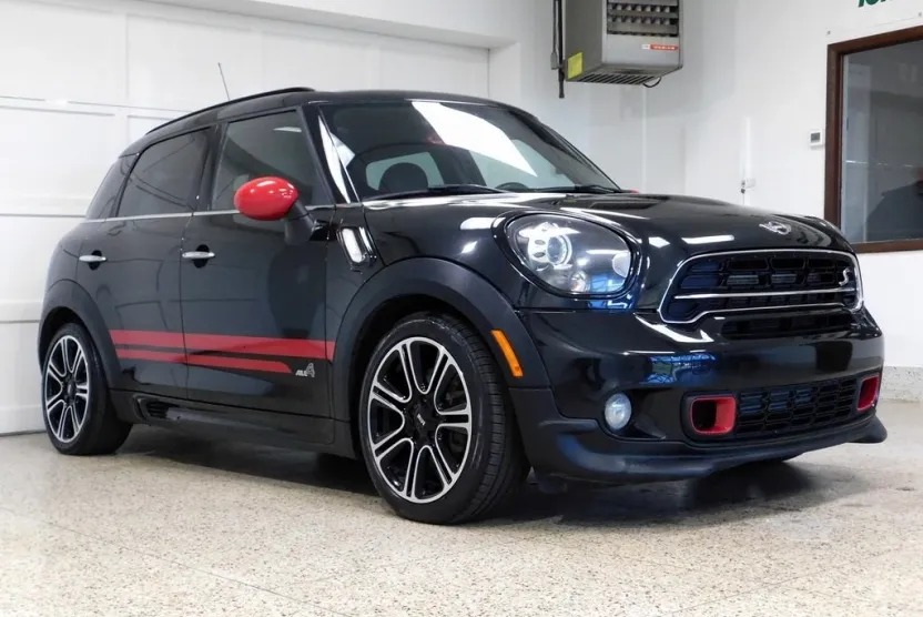 2015 Mini Countryman S ALL4 photo 1