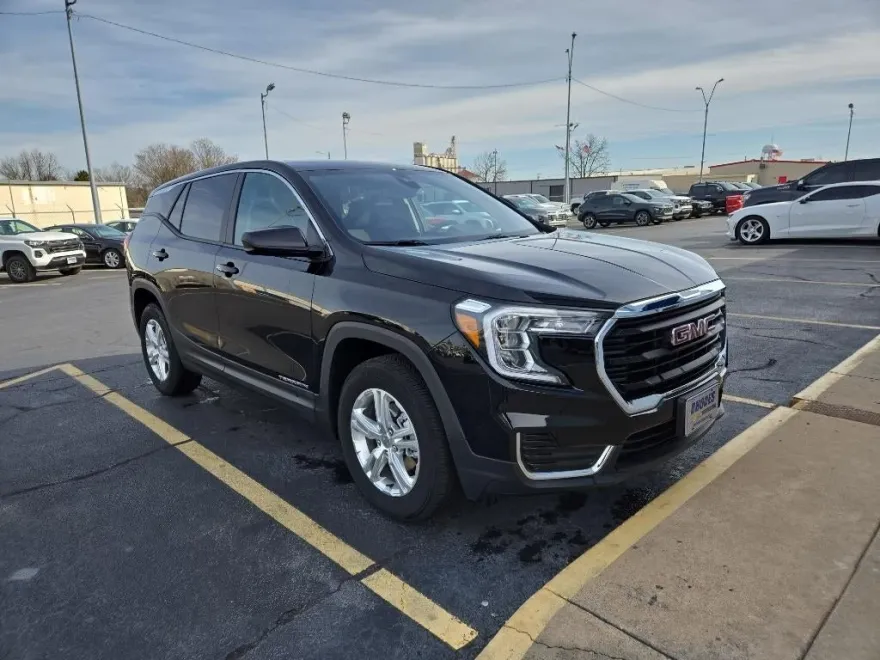 2024 Gmc Terrain SLE photo 1