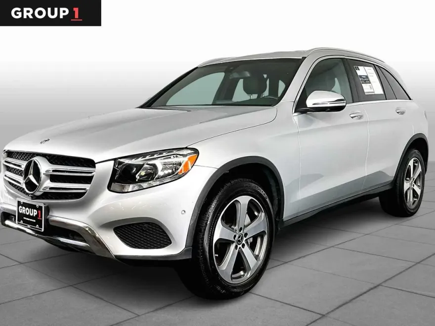 2017 Mercedes Benz GLC 300 photo 1