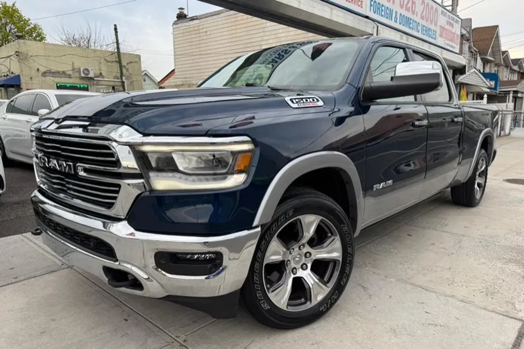 2021 Ram 1500 Laramie photo 1
