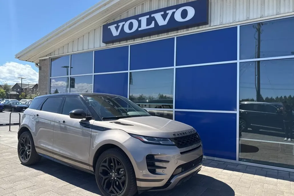 2023 Land Rover Range Rover Evoque R-Dynamic SE photo 1