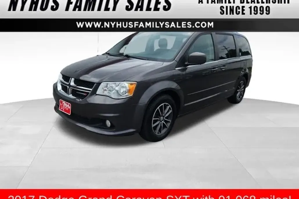 2017 Dodge Grand Caravan SXT photo 1