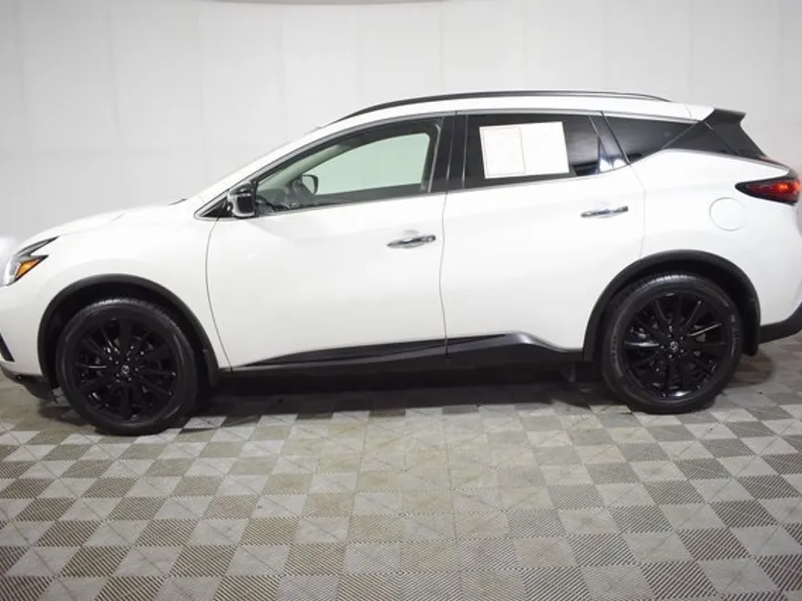 2022 Nissan Murano SV photo 1