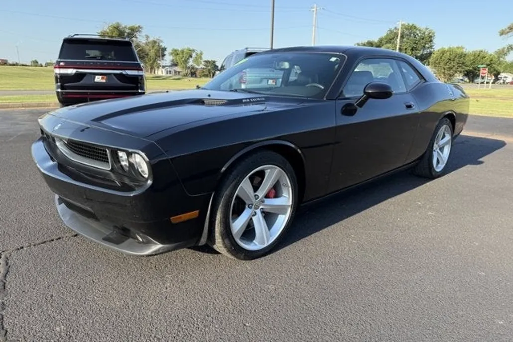 2009 Dodge Challenger SRT8 photo 1