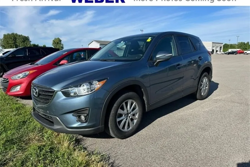 2016 Mazda CX-5 Touring photo 1