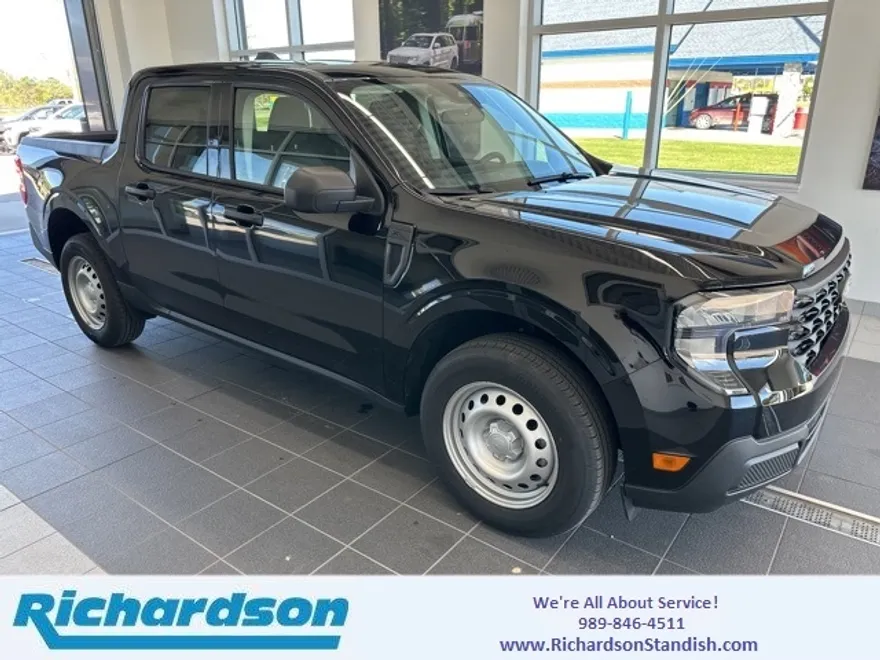 2025 Ford Maverick XL photo 1