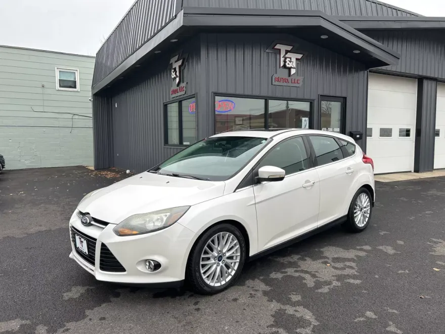 2014 Ford Focus Titanium photo 1