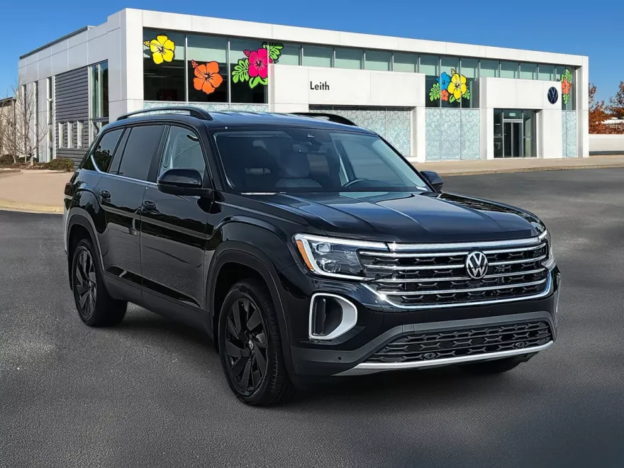 2025 Volkswagen Atlas SE Technology photo 1