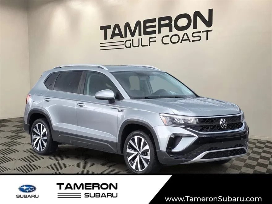 2022 Volkswagen Taos SE photo 1