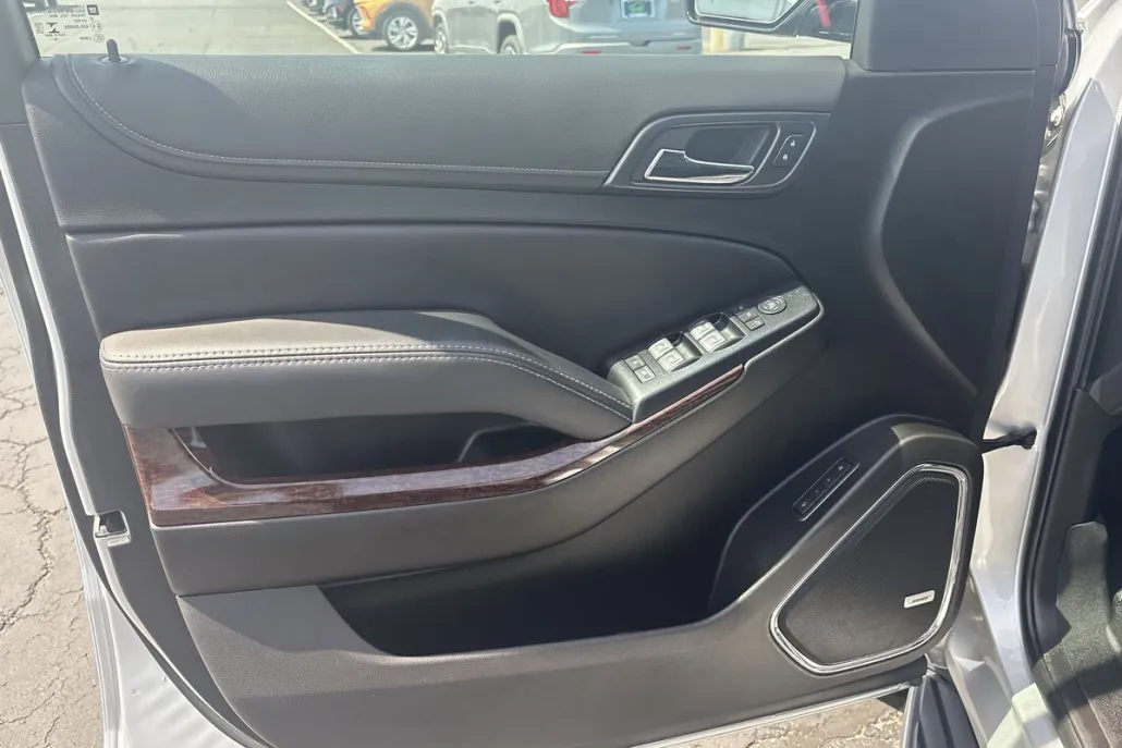 2019 Gmc Yukon SLT photo 1