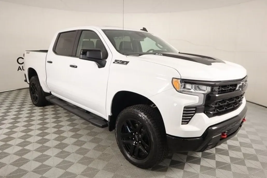 2025 Chevrolet Silverado 1500 LT Trail Boss photo 1