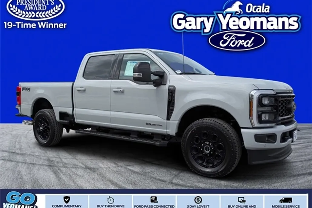 2025 Ford F-350 Lariat photo 1