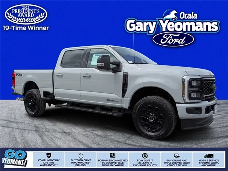 2025 Ford F-350 Lariat photo 1