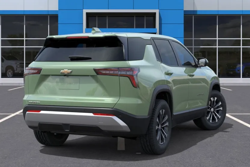 2026 Chevrolet Equinox LT photo 1