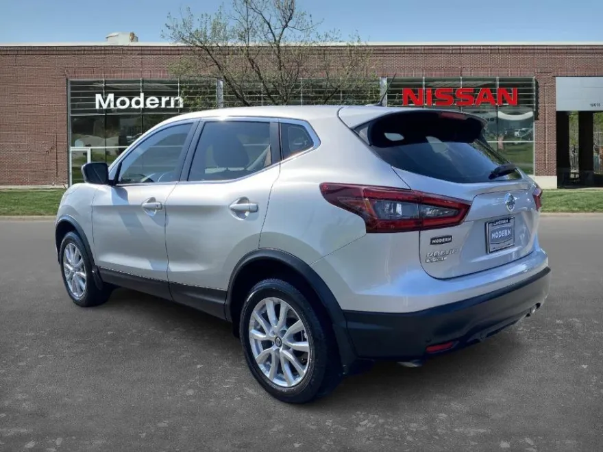 2021 Nissan Rogue Sport S photo 1