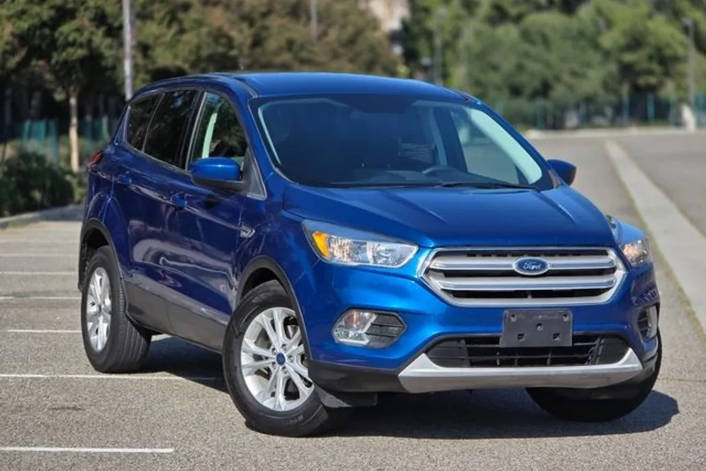 2019 Ford Escape SE photo 1