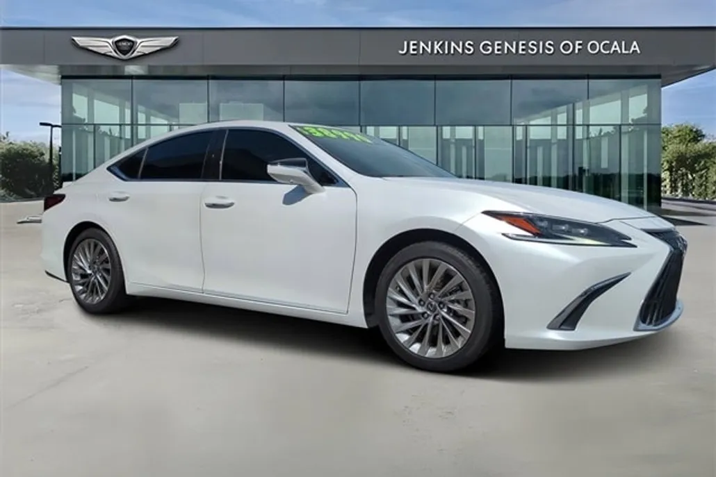 2023 Lexus ES 350 Ultra Luxury photo 1