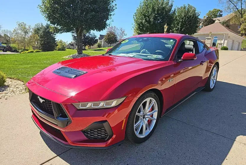 2024 Ford Mustang GT Premium photo 1