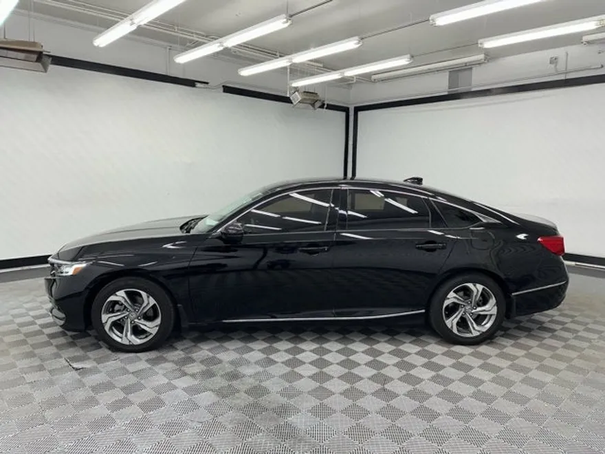 2019 Honda Accord EX-L 1.5T photo 1